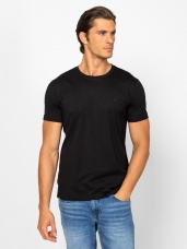 negru